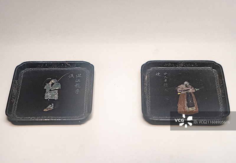 北京国家博物馆基本陈列水浒人物黑漆嵌螺钿方茶盘 清(公元1644年-1911年)图片素材
