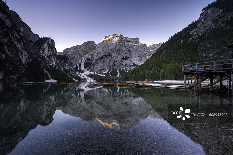 布莱耶斯胡图片素材