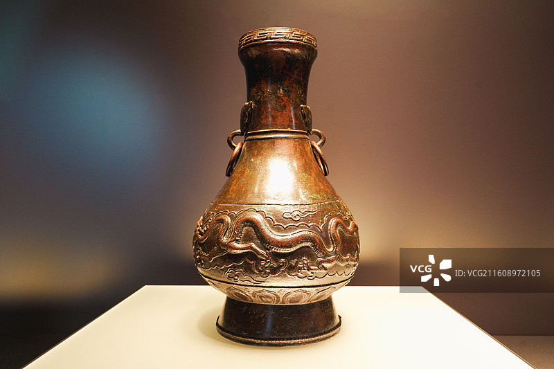 龙纹铜瓶 元(1271-1368) 大英博物馆藏图片素材