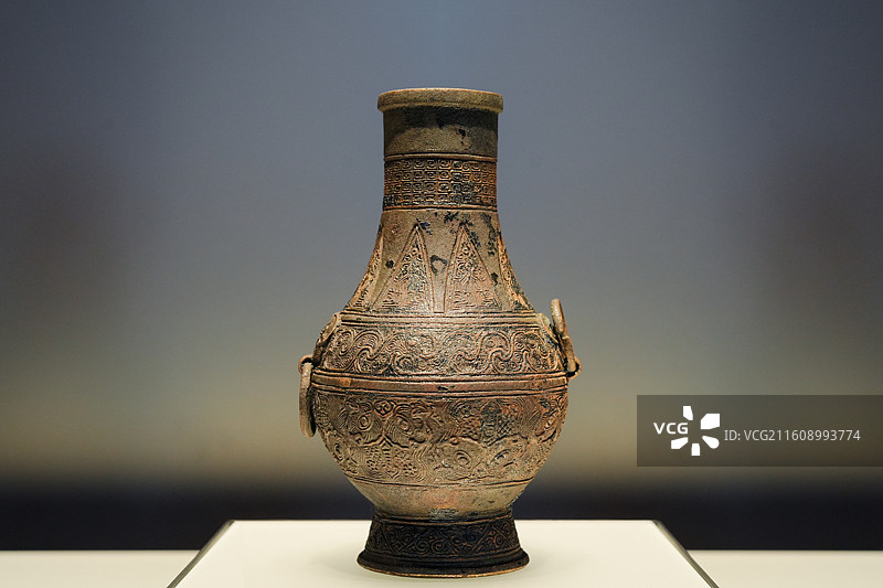 仿古百兽纹铜瓶 元(1271-1368) 新安沉船出水 韩国国立中央博物馆藏图片素材