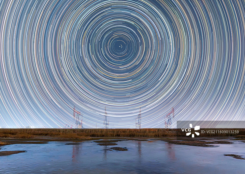 大庆油田星轨图片素材
