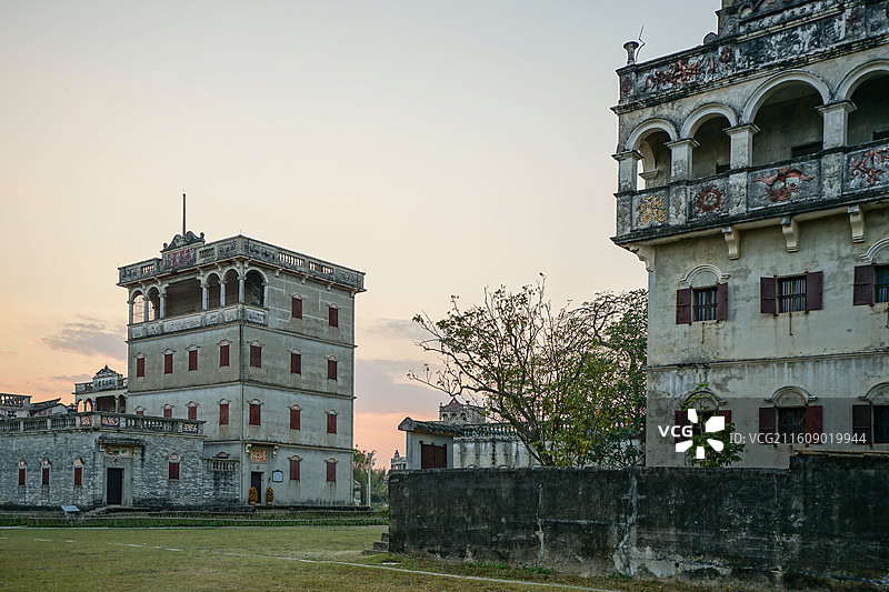 广东开平，自力村碉楼群图片素材
