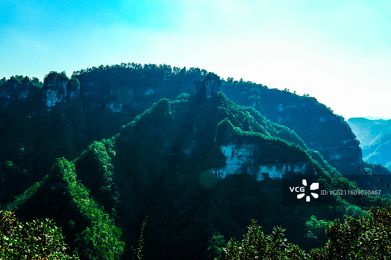 中国贵州省黔东南州施秉县云台山风光，世界自然遗产，施秉云台山风光，白云岩喀斯特，中国南方喀斯特图片素材