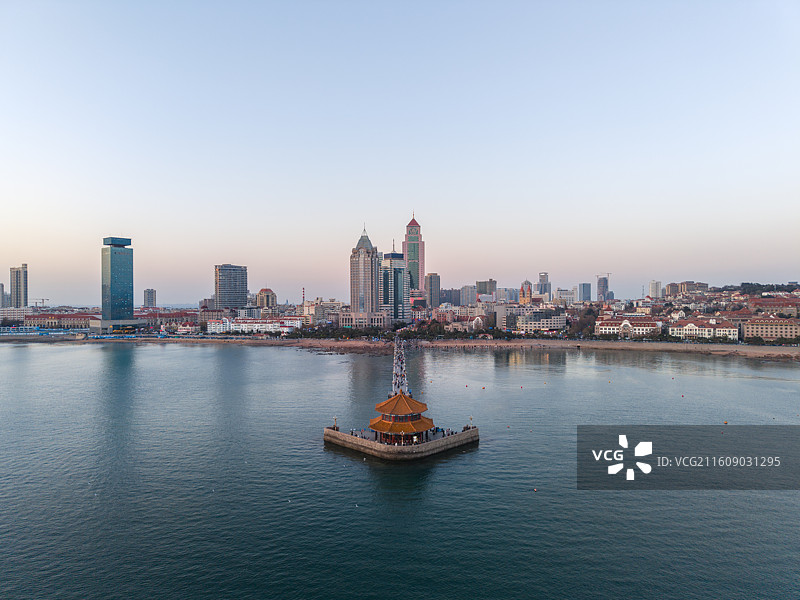 青岛栈桥冬季风光图片素材