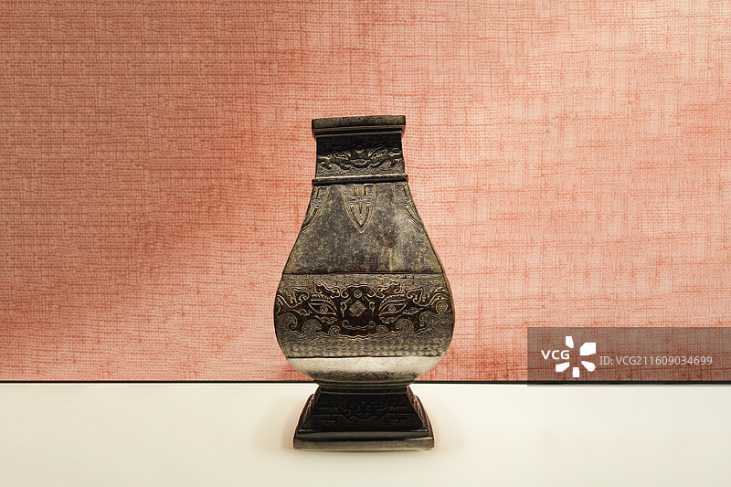 仿古纹铜方壶 清(1644-1911) 大都会艺术博物馆藏图片素材