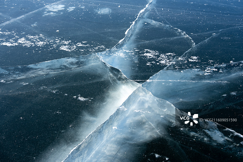 冰面裂痕纹理特写图片素材