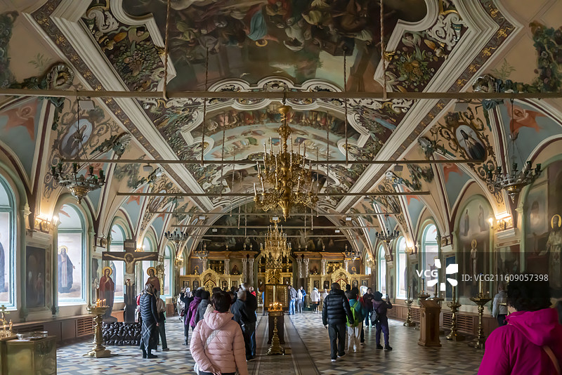 俄罗斯谢尔吉耶夫修道院圣三一大教堂正殿图片素材