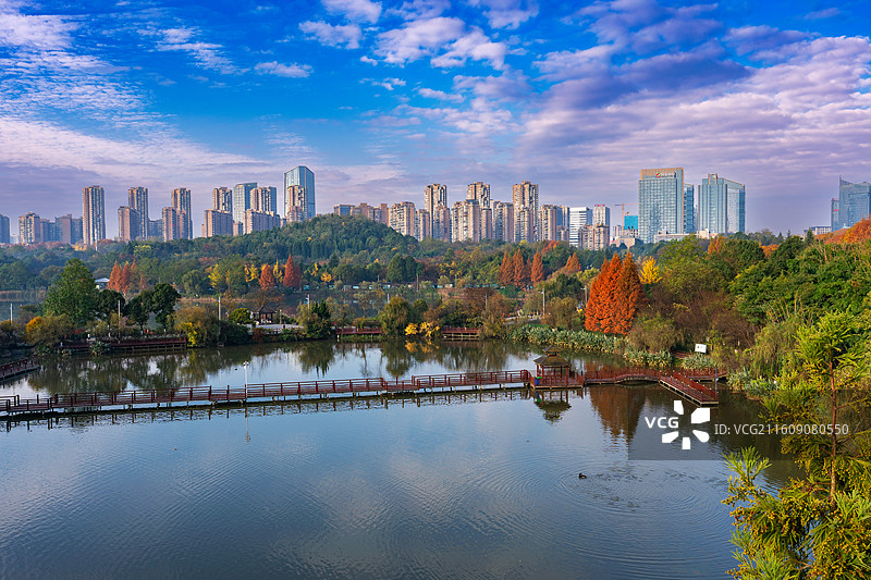 贵阳观山湖公园秋色图片素材