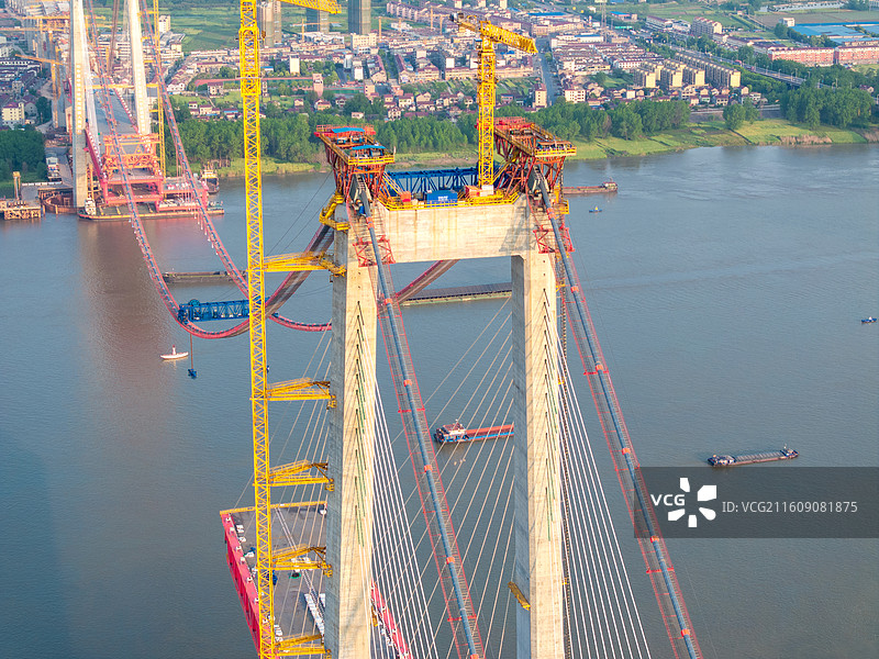 建设中的铜陵长江三桥图片素材