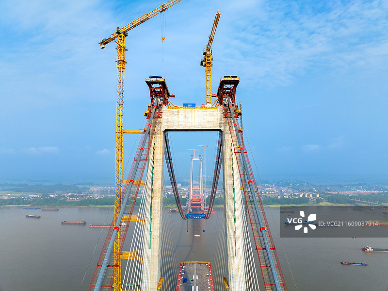 建设中的铜陵长江三桥图片素材