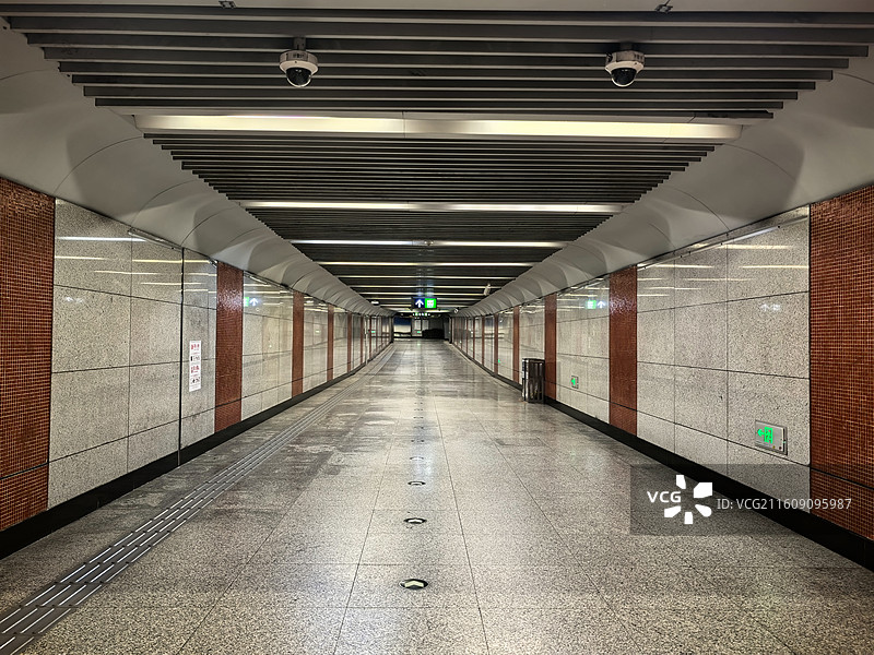 北京地铁地下通道图片素材