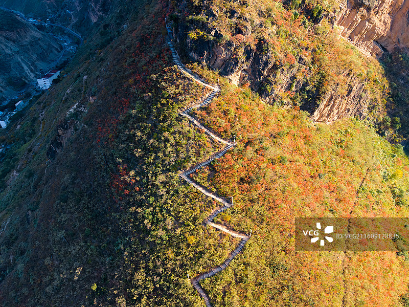 四川凉山州昭觉县悬崖村航拍图片素材