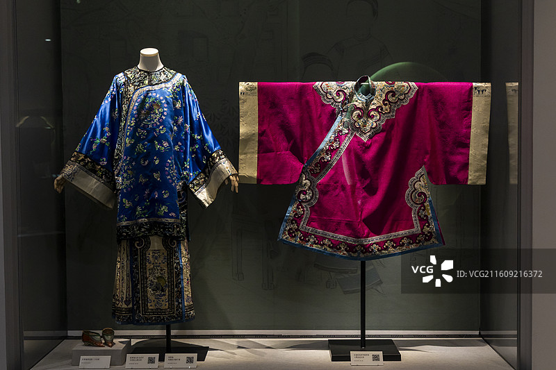 清代汉族服饰展图片素材