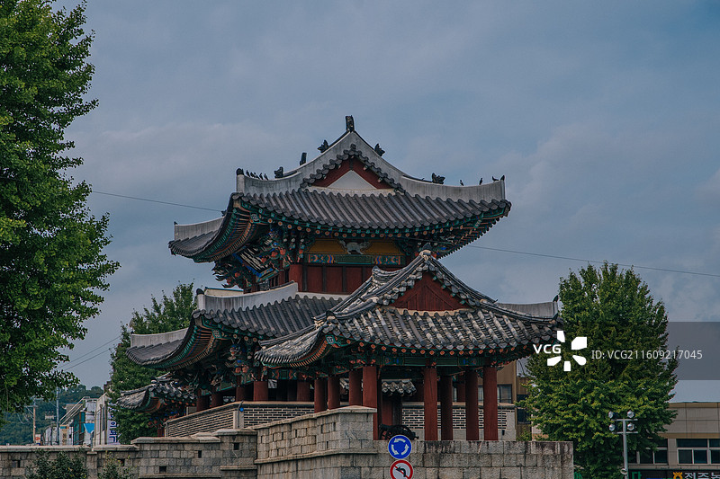 韩国全州 丰南门图片素材