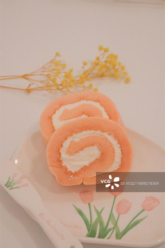 蛋糕美食瑞士卷特写图片素材