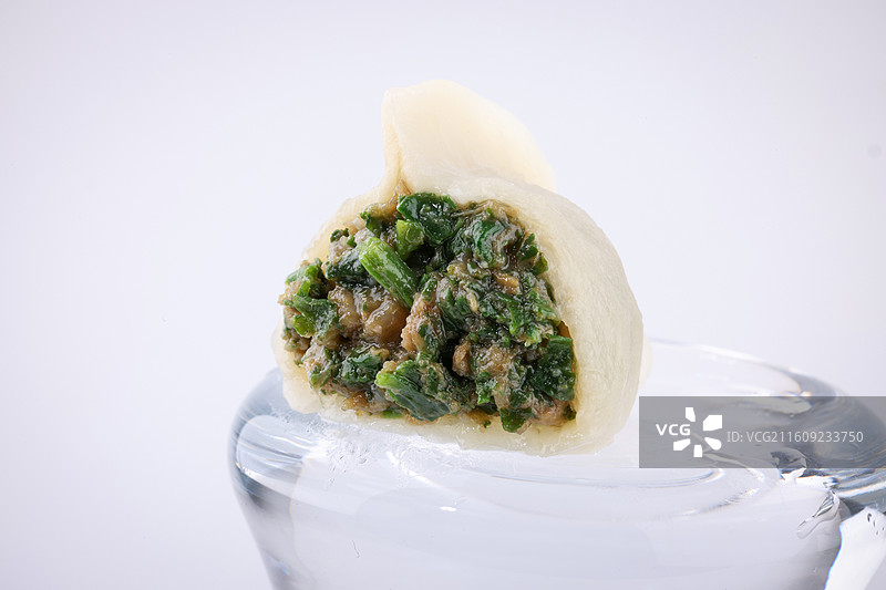 肉馅饺子白底图图片素材