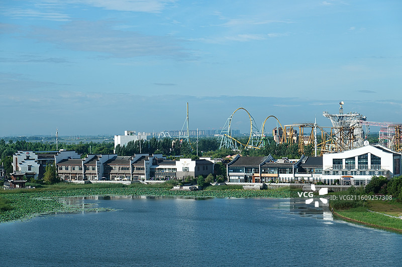 安徽省合肥市融创铂尔曼酒店远眺巢湖天际线图片素材