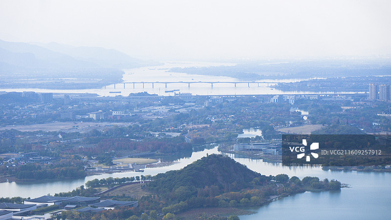 湘湖先照寺俯瞰湘湖秋色图片素材