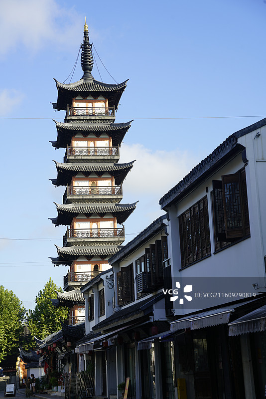 上海嘉定州桥老街传统建筑法华塔图片素材