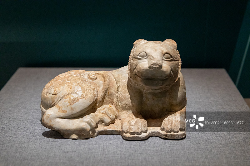 常熟博物馆西汉豹形石镇 徐州博物馆图片素材