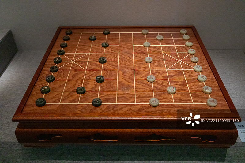 常熟博物馆白玉、碧玉象棋 清(1644-1911) 瞿旭初先生捐赠图片素材