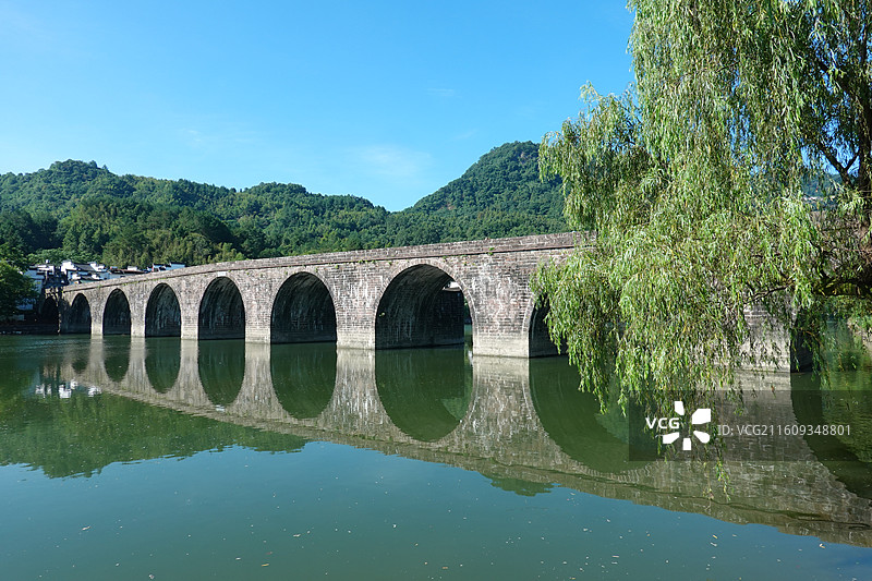 安徽省黄山市休宁县齐云山齐云小镇：图片素材