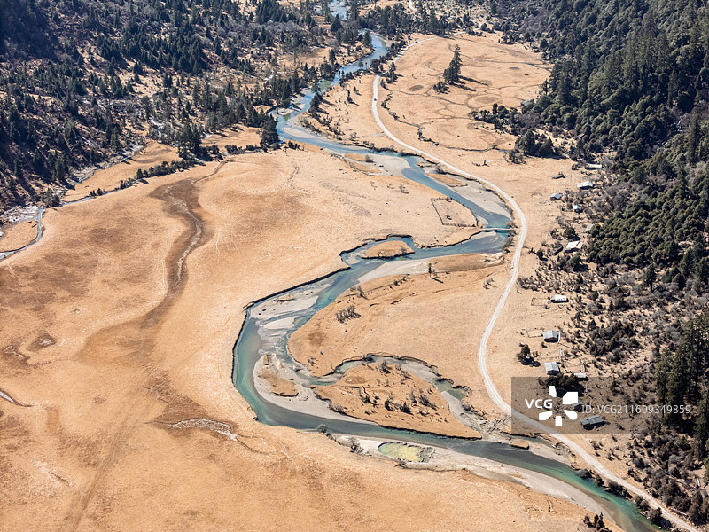 西藏 3 天 2 夜自驾：色季拉山口观南迦巴瓦日照金山，巴松措晨雾，羊卓雍措碧蓝，布达拉宫夜景映星空图片素材