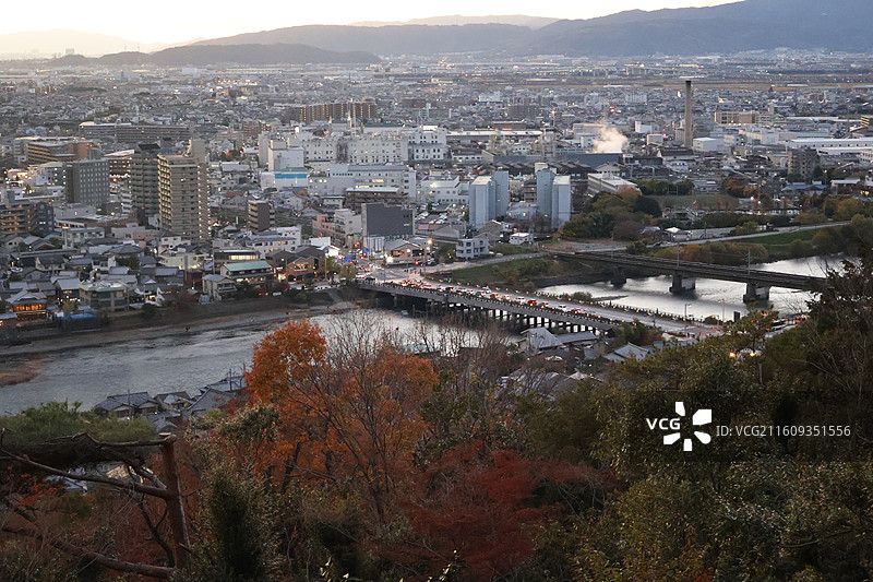 日落后的宇治市容图片素材