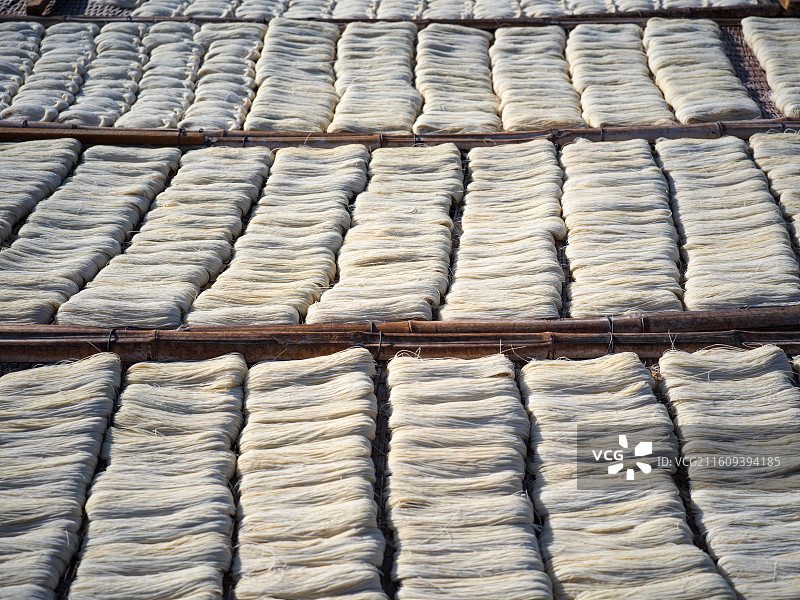 乡村晾晒线面场景图片素材