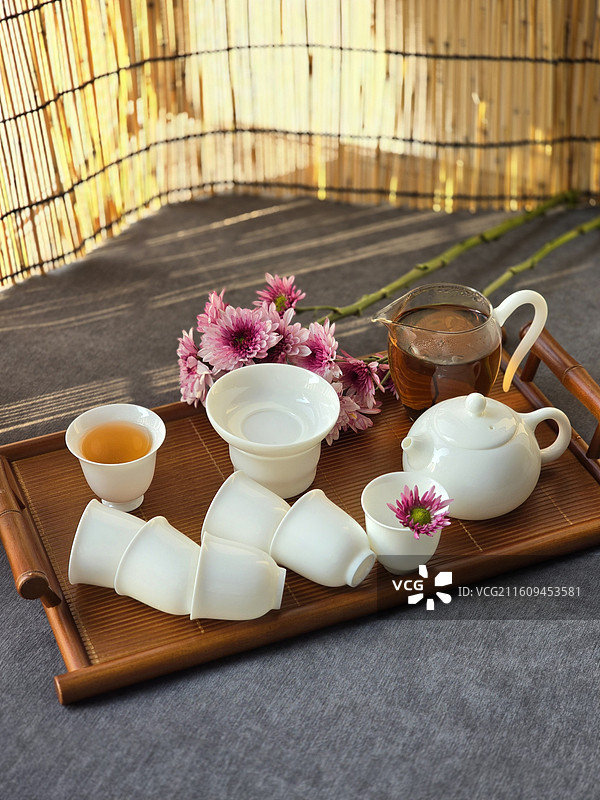静物茶具花朵视图图片素材