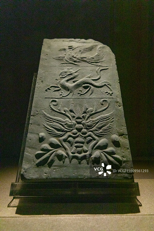 常州博物馆  魌头等物花纹砖砖  南朝(420~589年)  1976年常州浦前戚家村出土图片素材