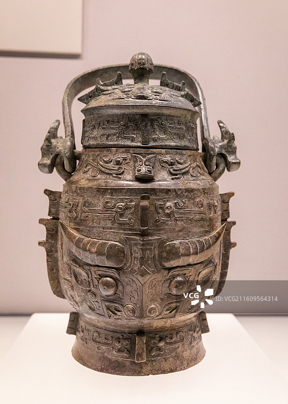 兽面纹卣 西周早期 （公元前11世纪）图片素材
