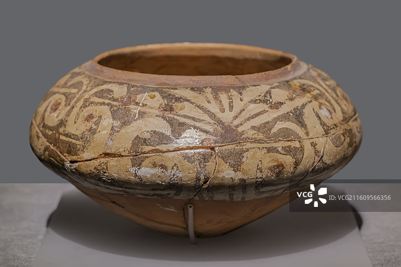 彩陶钵 新石器时代大汶口文化 中国考古博物馆图片素材