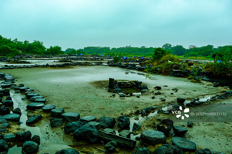 中国海南省儋州洋浦开发区洋浦盐田风光，儋州洋浦盐田，全国重点文物保护单位图片素材