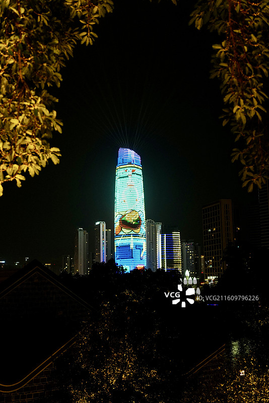 四川宜宾著名地标三江口、合江门、川南第一高楼宜宾中心及长江两岸夜景风光图片素材