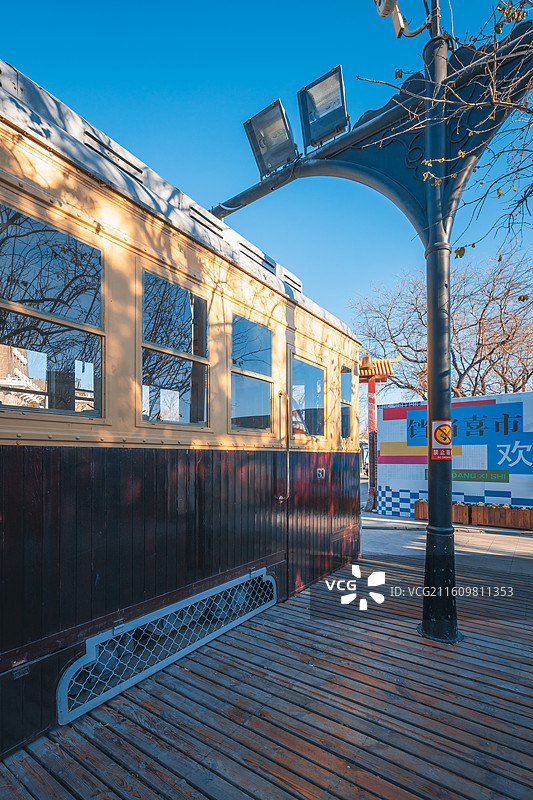 前门大街与铛铛车图片素材