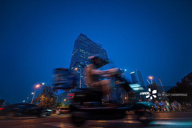 夜幕下的东三环图片素材