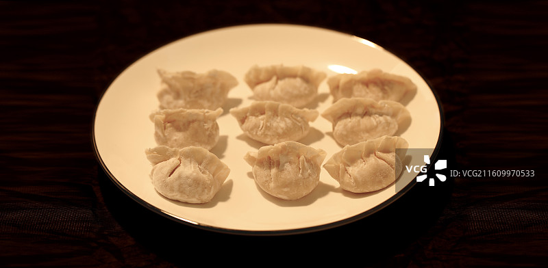 饺子的制作图片素材