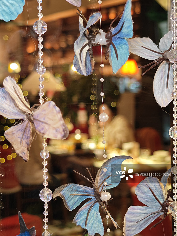 圣诞氛围的东南亚餐厅美食图片素材