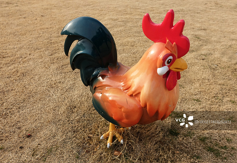 山东枣庄辣子鸡博物馆公鸡雕塑图片素材