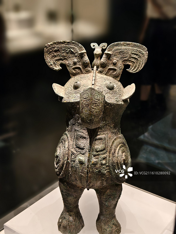 河南博物院商代后期妇好鸮尊图片素材