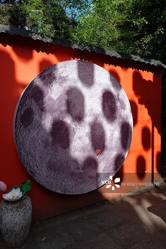 云南大理古城城隍庙：南诏十二时辰红墙图片素材