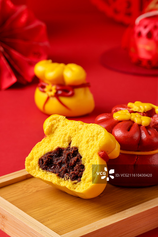 双色福袋红豆馅花馍图片素材