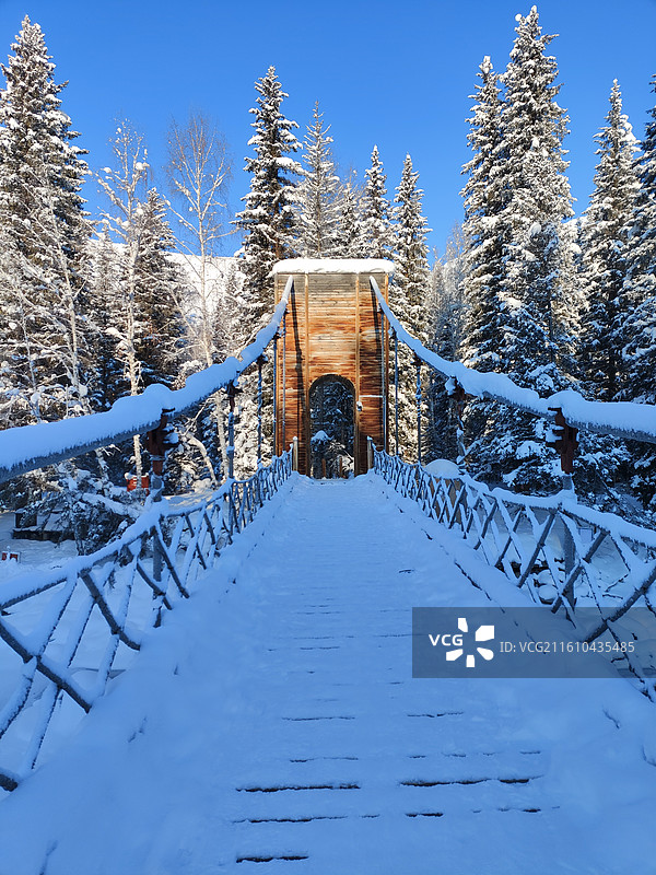 禾木援疆桥图片素材