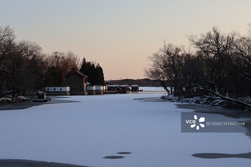 北京初雪后的水墨颐和园风光图片素材