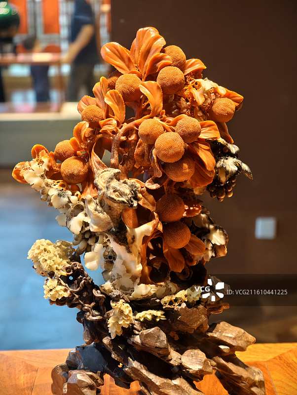 青田石雕 杨梅 20 世纪 80 年代 浙江图片素材