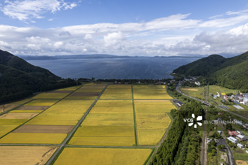 日本福岛县猪苗代湖的航拍风光图片素材