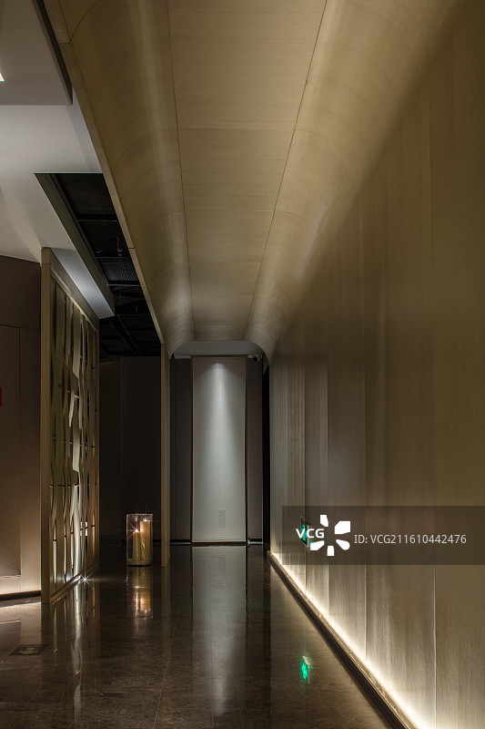 足疗会所线性走廊与柱体节点图片素材