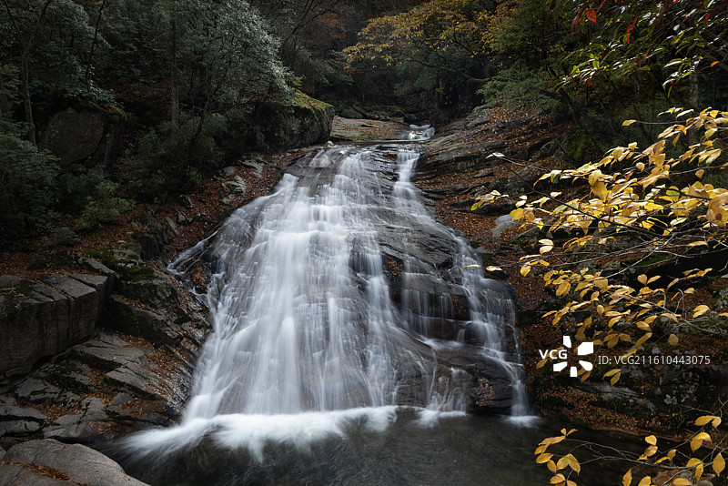 巴中光雾山十八月潭秋色图片素材