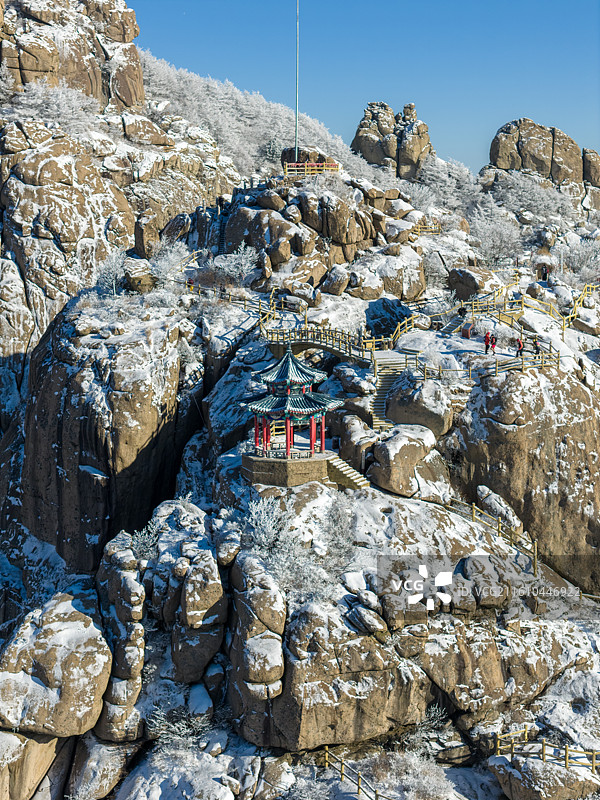 崂山巨峰雾凇图片素材